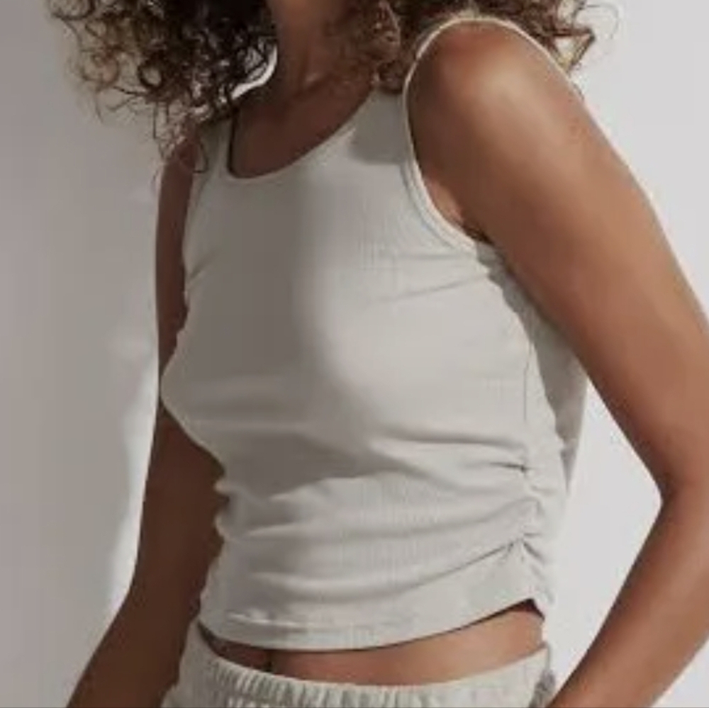 Varley Tank - image 1